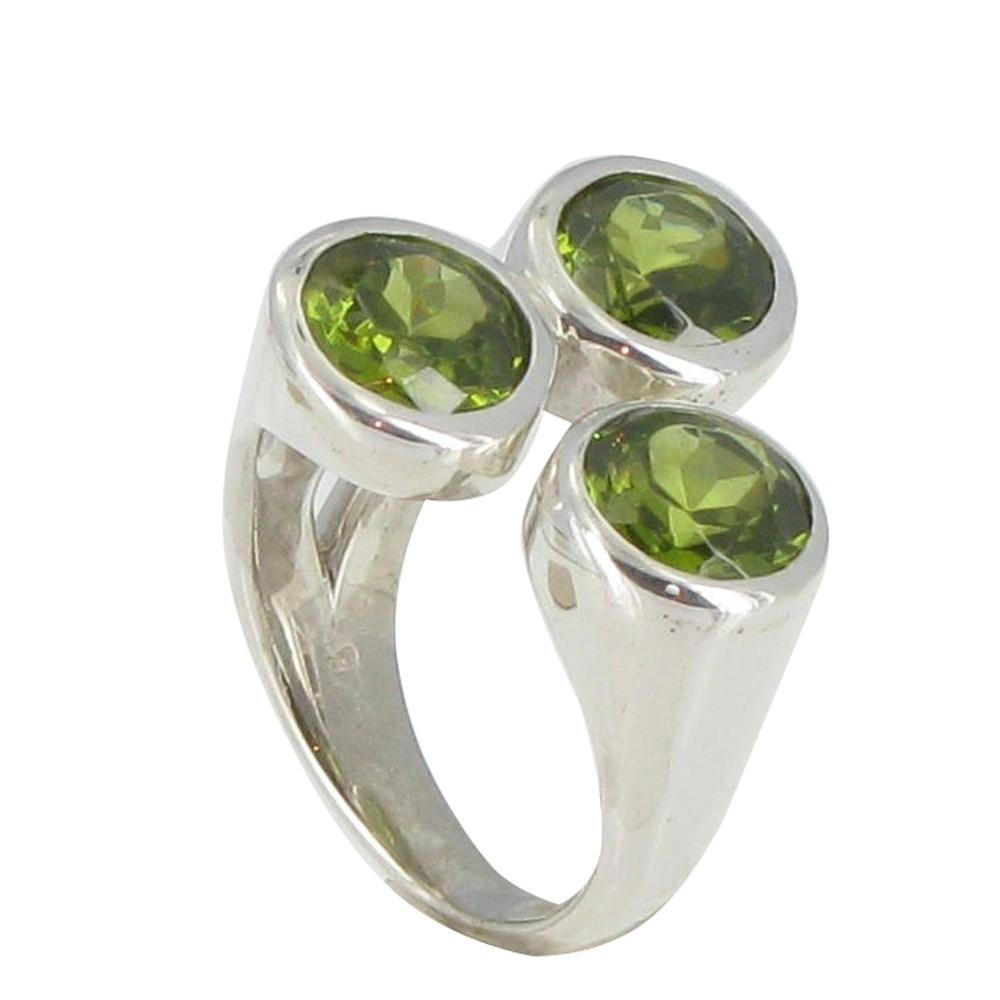 LES POULETTES BIJOUX Bague Argent Trois Péridot Ronds Facettés - taille 58
