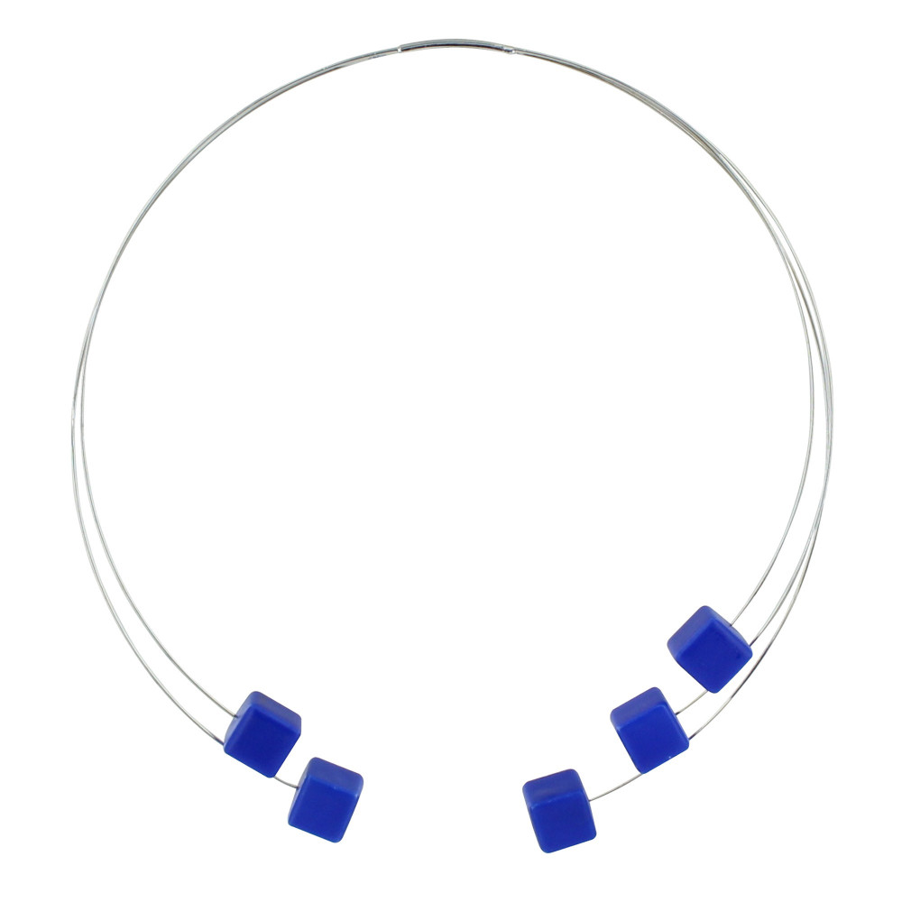 LES POULETTES BIJOUX Collier Ras de Cou Torque Métal et Cinq Cubes Céramique - Bleu