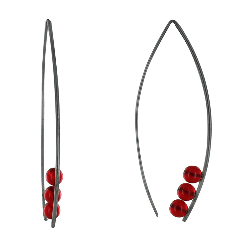 LES POULETTES BIJOUX Boucles d'Oreilles Ruthénium Grand Crochet et Trois Perles de V