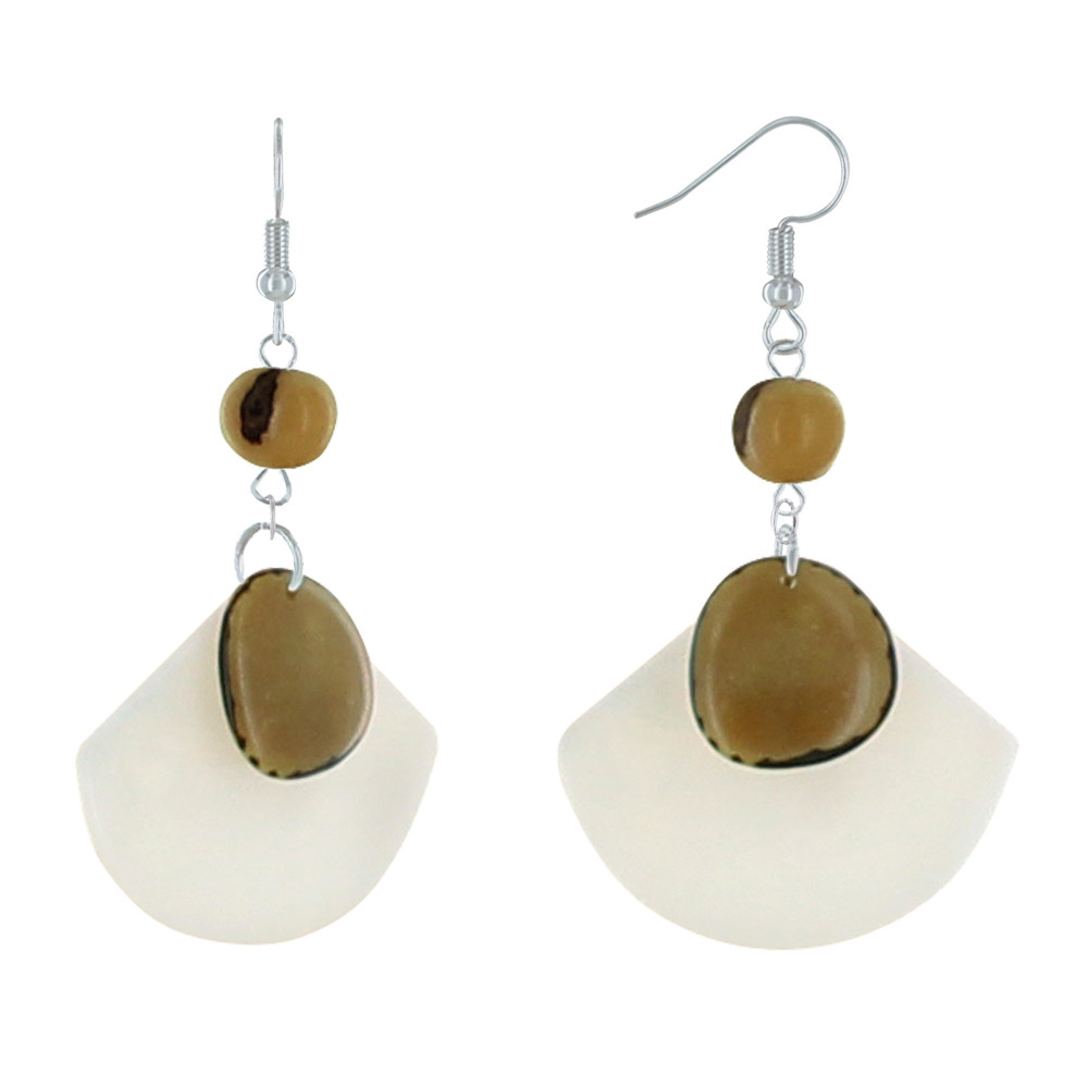 LES POULETTES BIJOUX Boucles d'Oreilles Eventail de Tagua Bicolore - Beige