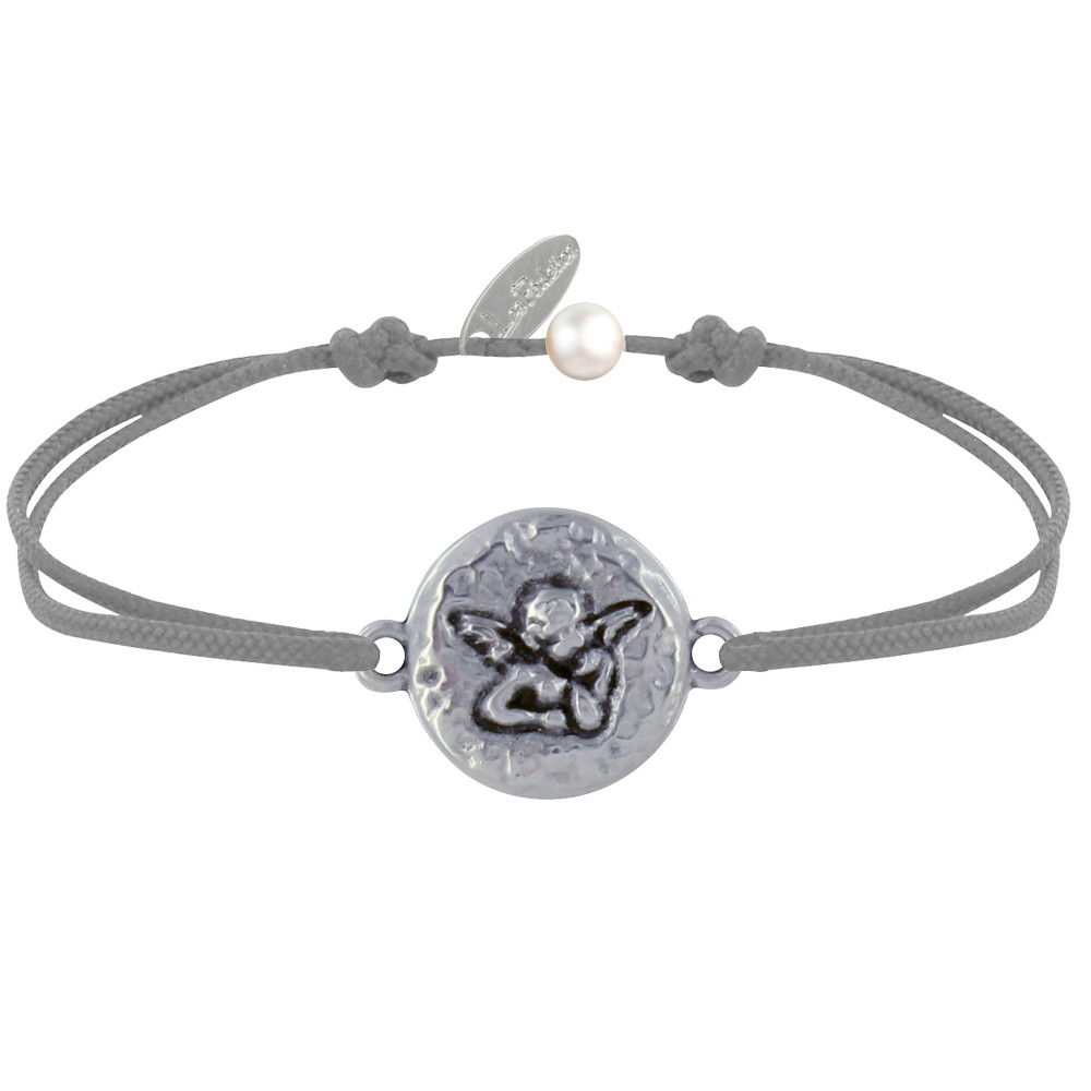 LES POULETTES BIJOUX Bracelet Lien Médaille Ronde Martelée Laiton Argenté Ange Rapha