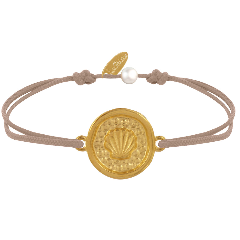 LES POULETTES BIJOUX Bracelet Lien Médaille Ronde Laiton Doré Coquillage - Beige