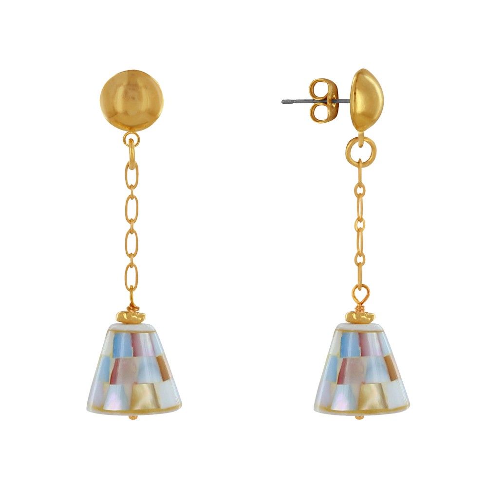 LES POULETTES BIJOUX Boucles d'Oreilles Clous Laiton Chainette et Cône en Nacre Face